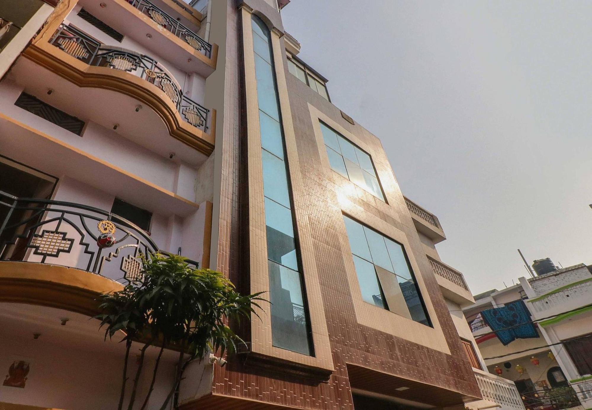 Hotel O Rodstar Chinhat Kültér fotó