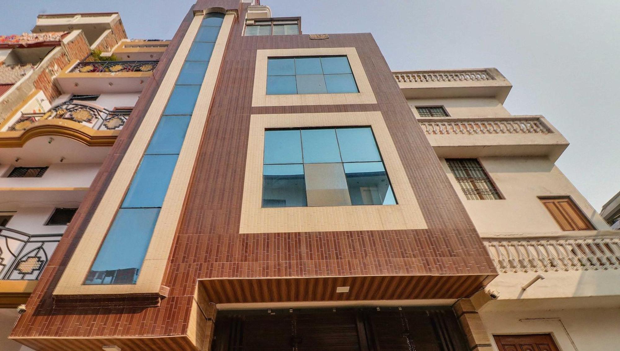 Hotel O Rodstar Chinhat Kültér fotó
